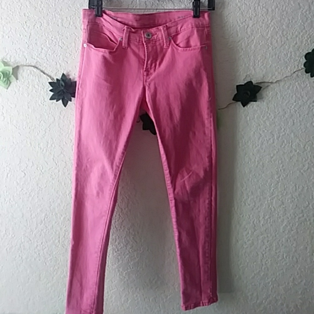 Pink skinny pants